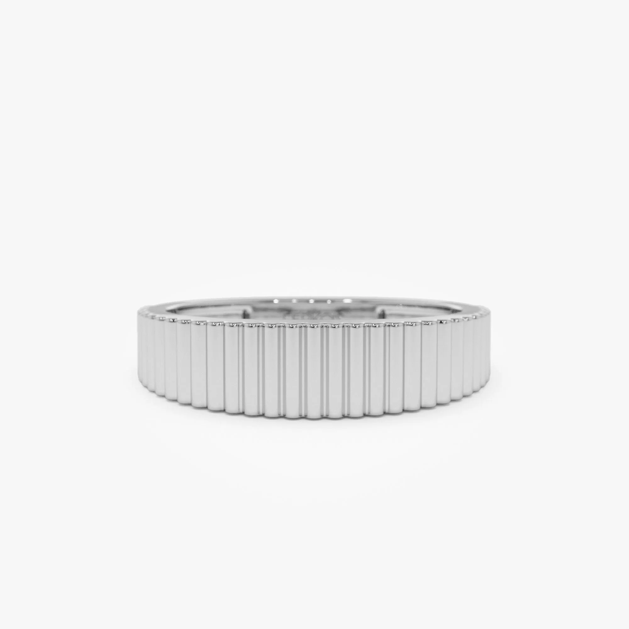 14k Fluted Textured Graduating Ring