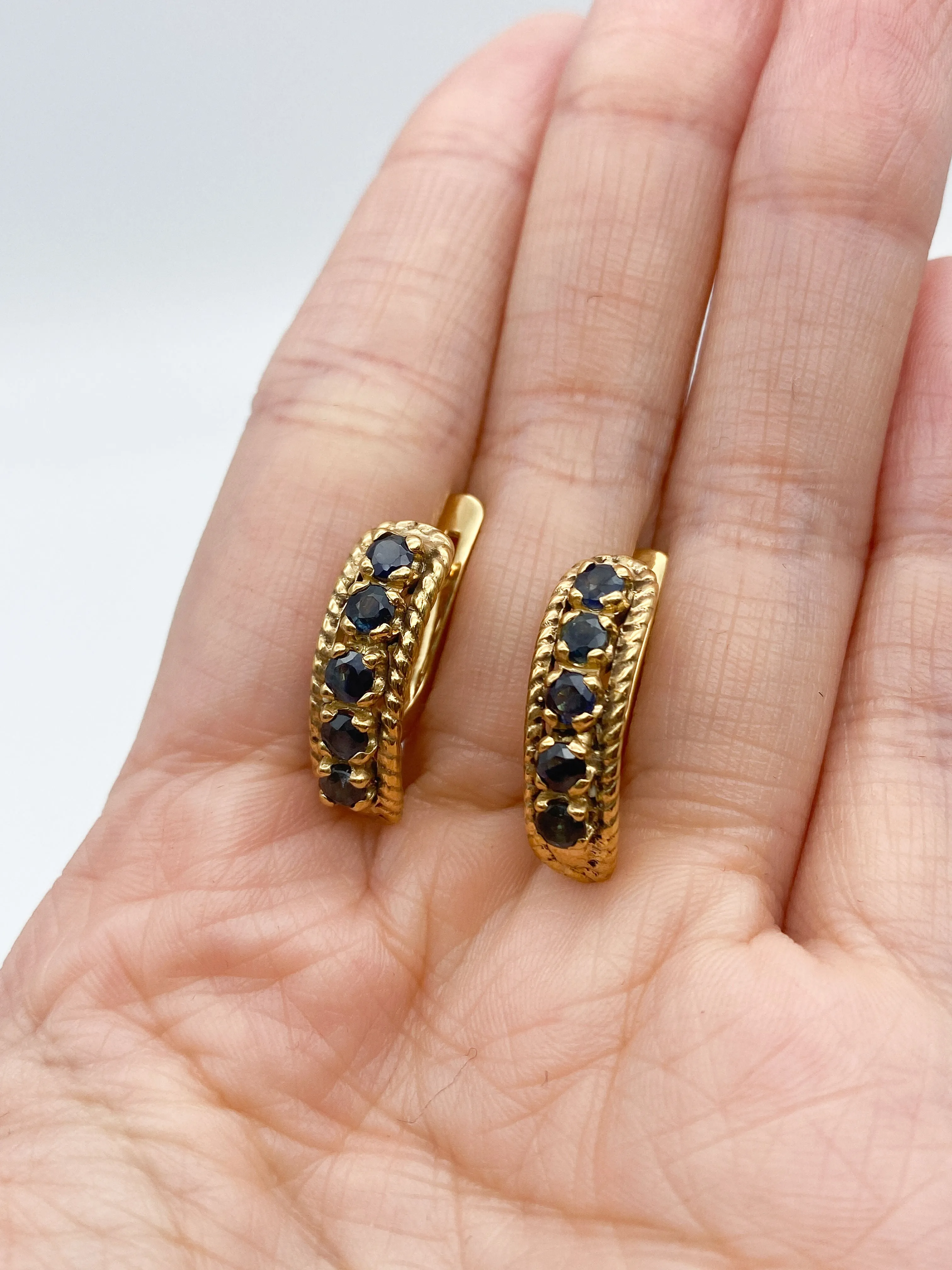 Genuine Sapphire Earrings - Gold Vertical Earrings - Blue Vintage Earrings
